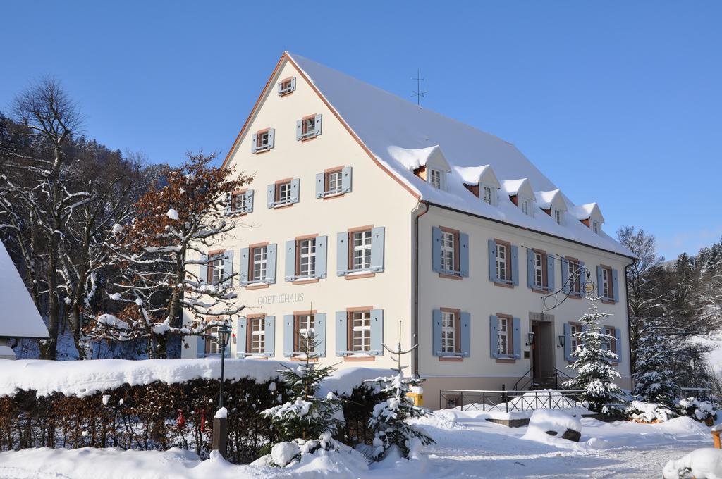 Hotel Hofgut Sternen - Wohnen In Kunst Und Kultur Breitnau Exterior foto